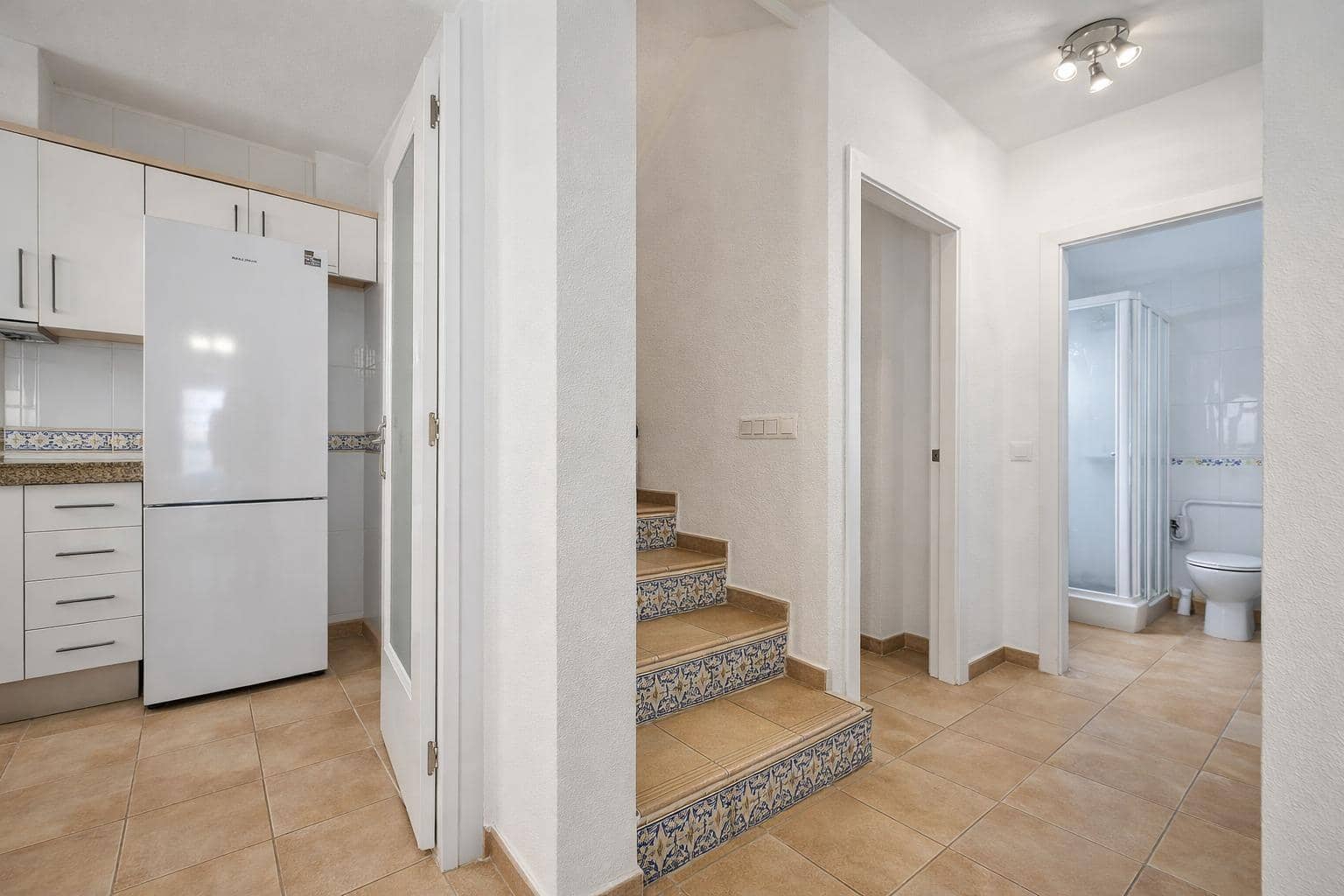 3 makuuhuone Bungalow myytävänä paikassa Gran Alacant mukana uima-altaan - 290 000 € (Ref: 9755732)