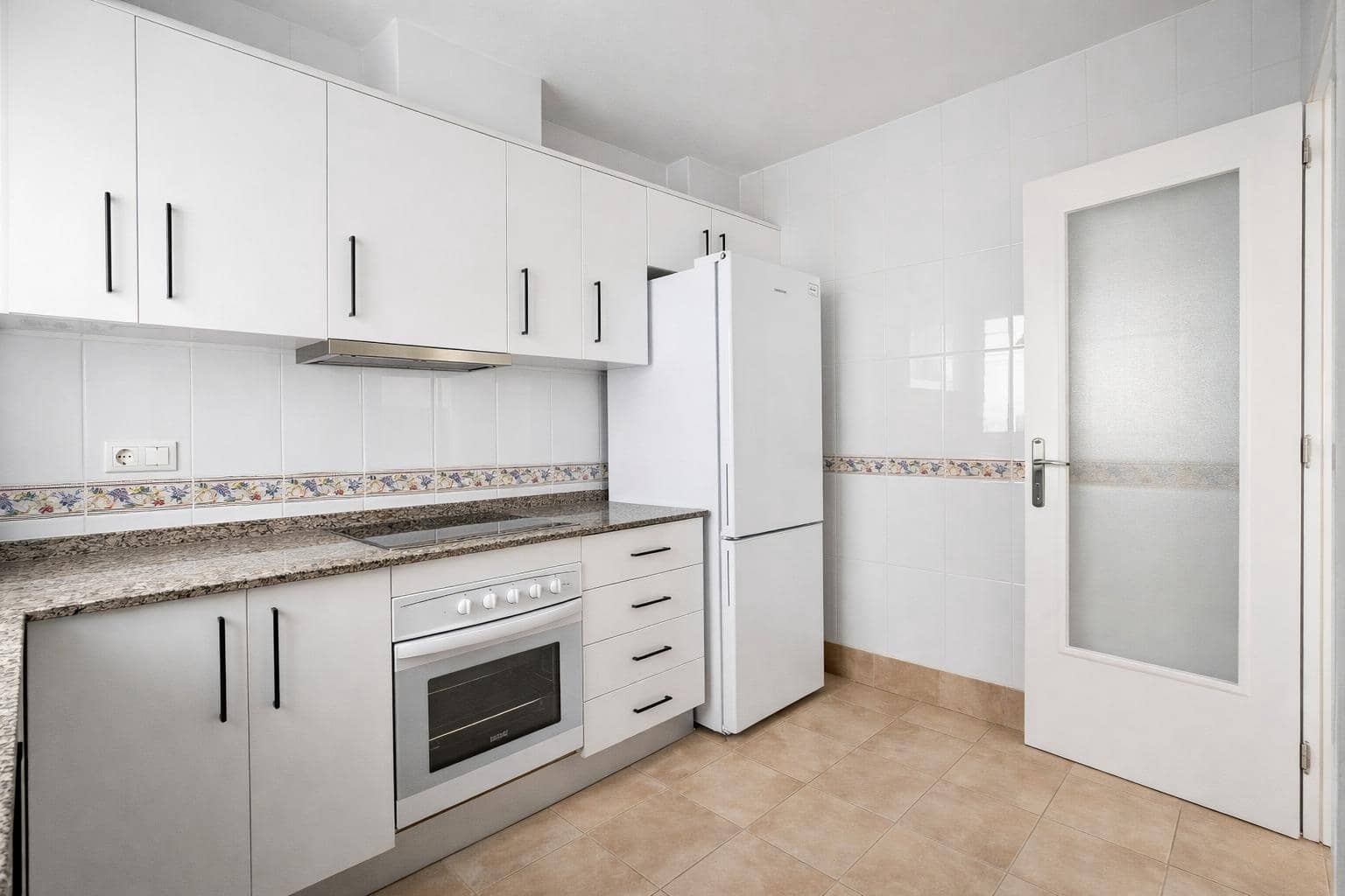 3 makuuhuone Bungalow myytävänä paikassa Gran Alacant mukana uima-altaan - 290 000 € (Ref: 9755732)