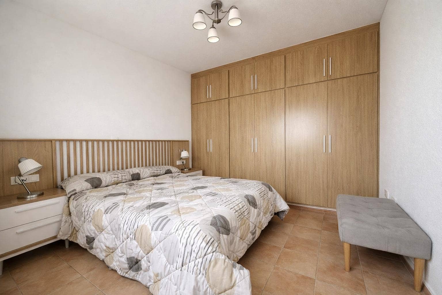 3 makuuhuone Bungalow myytävänä paikassa Gran Alacant mukana uima-altaan - 290 000 € (Ref: 9755732)