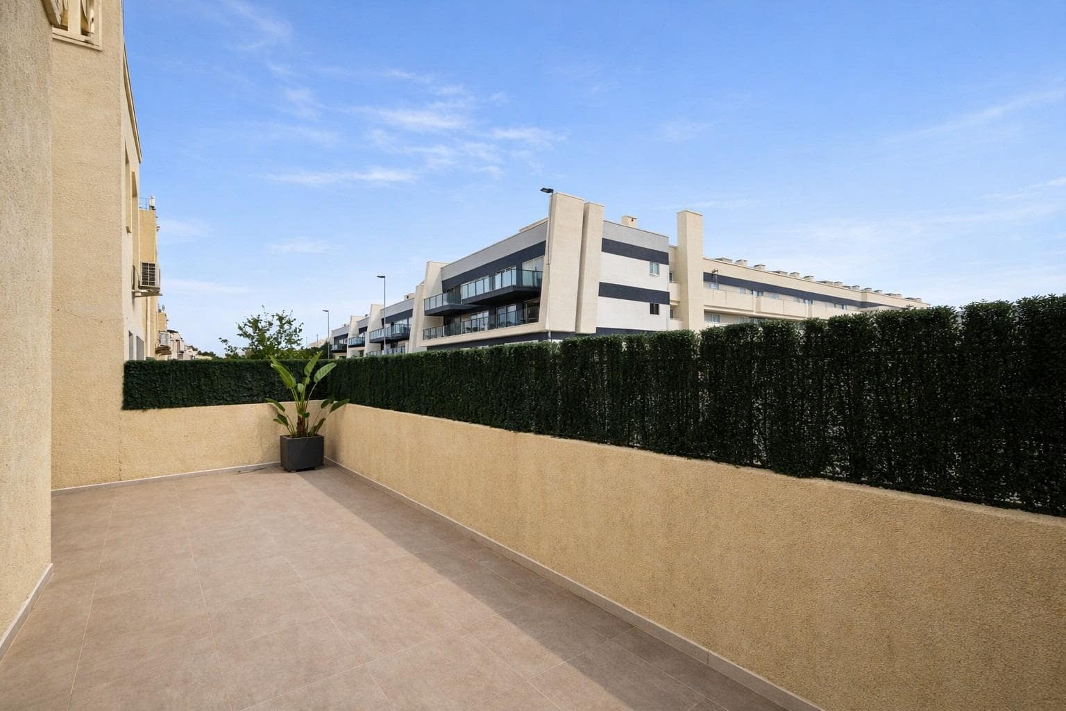 3 camera da letto Bungalow in vendita in Gran Alacant con piscina - 365.000 € (Rif: 9773100)