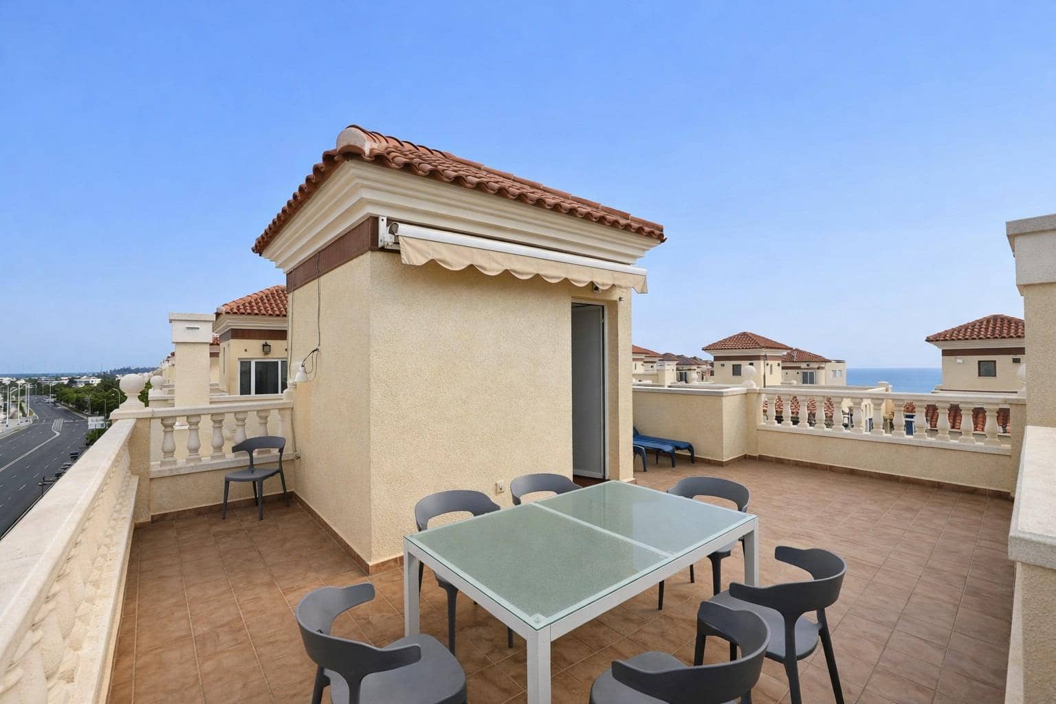 3 camera da letto Bungalow in vendita in Gran Alacant con piscina - 365.000 € (Rif: 9773100)