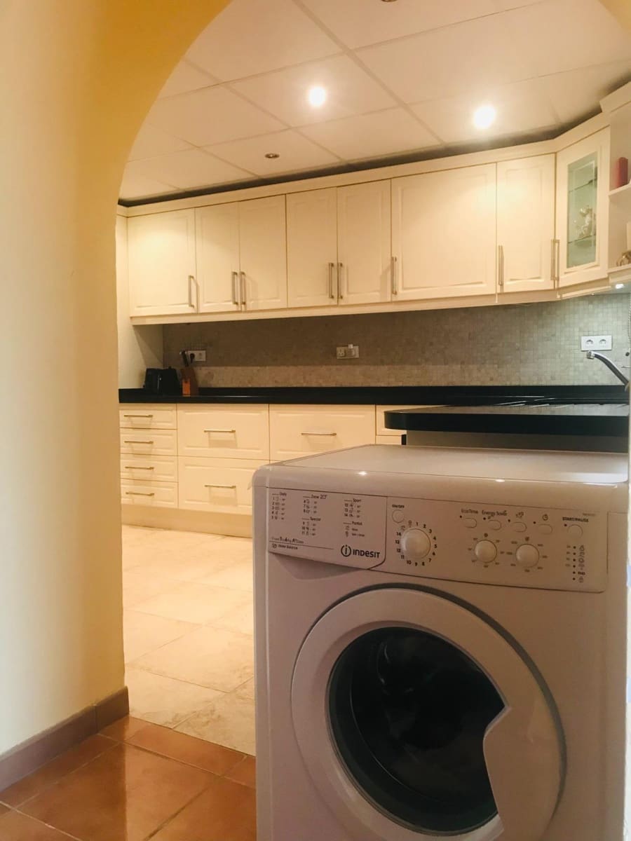 3 soverom Villa til leie i Gran Alacant med svømmebasseng garasje - € 2 500 (Ref: 9783029)