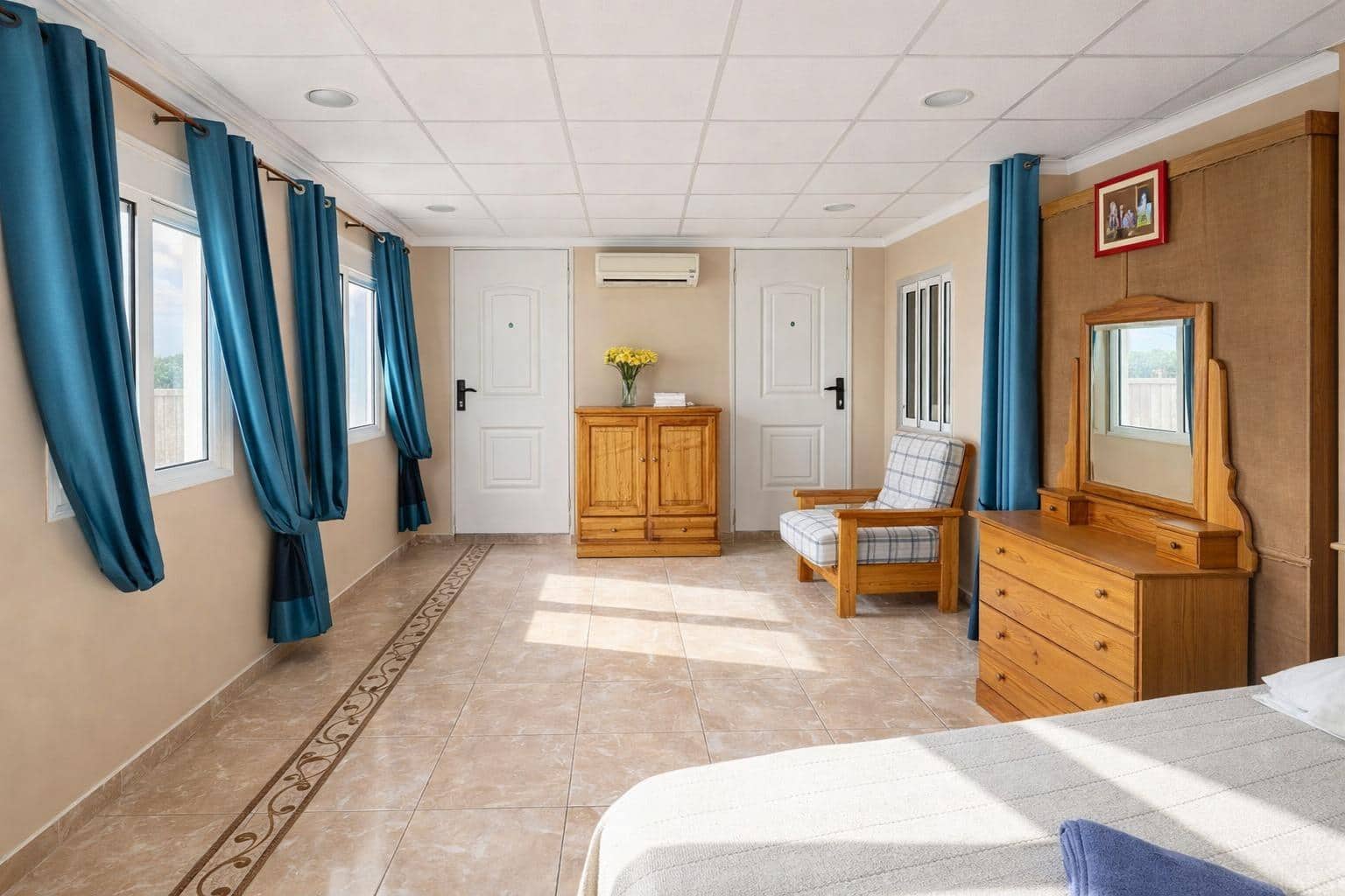 3 soverom Villa til leie i Gran Alacant med svømmebasseng garasje - € 2 500 (Ref: 9783029)