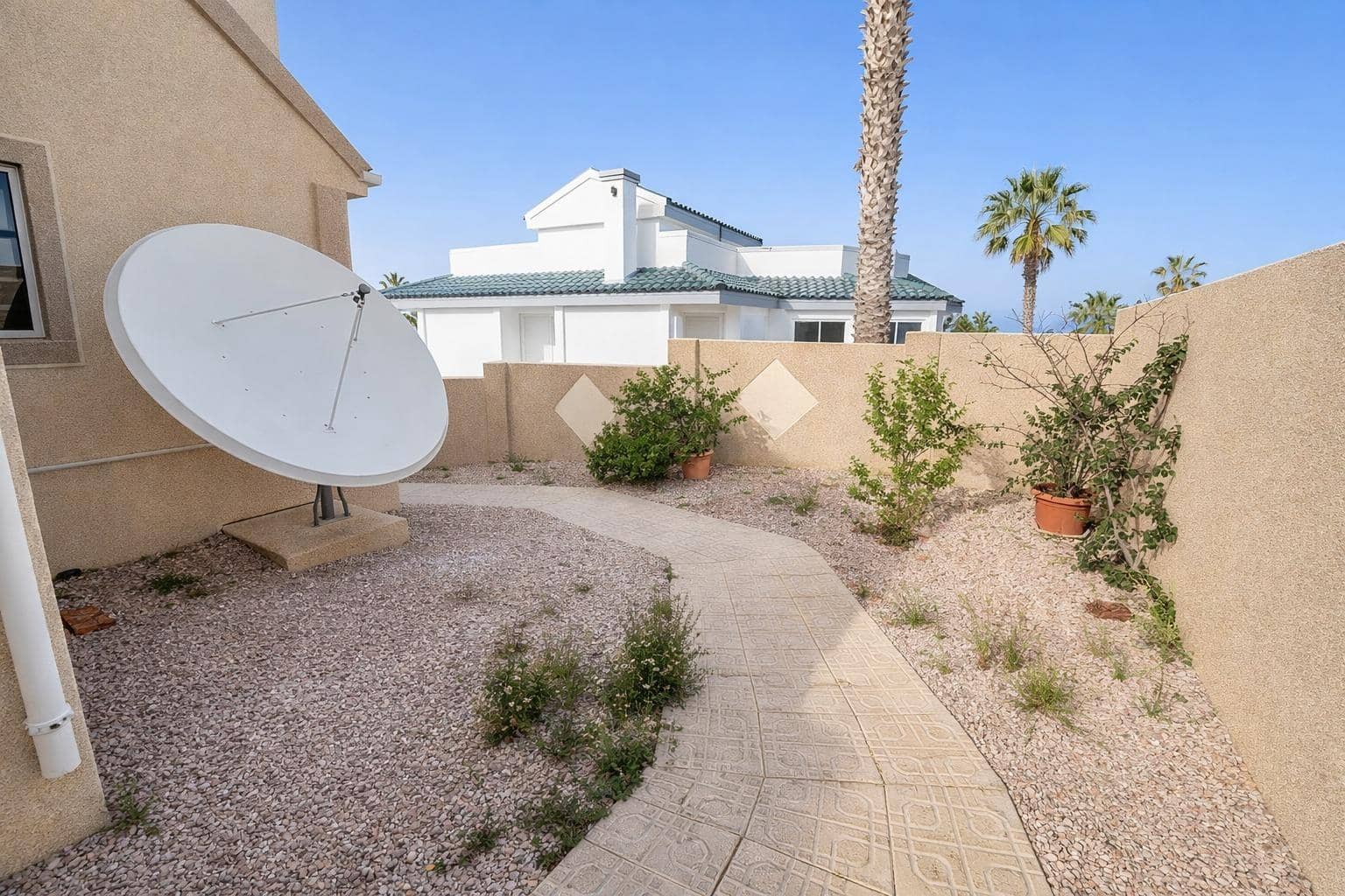 3 soverom Villa til leie i Gran Alacant med svømmebasseng garasje - € 2 500 (Ref: 9783029)