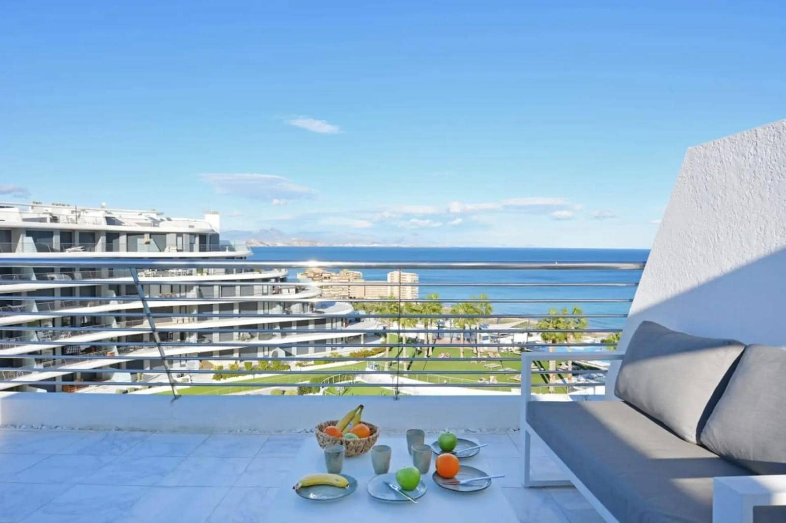 2 sypialnia Penthouse na sprzedaż w Arenales del Sol z basenem garażem - 599 500 € (Ref: 9797150)