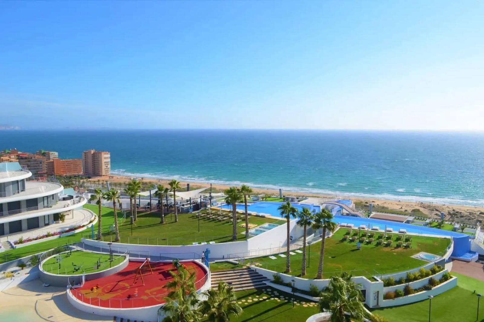 2 sypialnia Penthouse na sprzedaż w Arenales del Sol z basenem garażem - 599 500 € (Ref: 9797150)