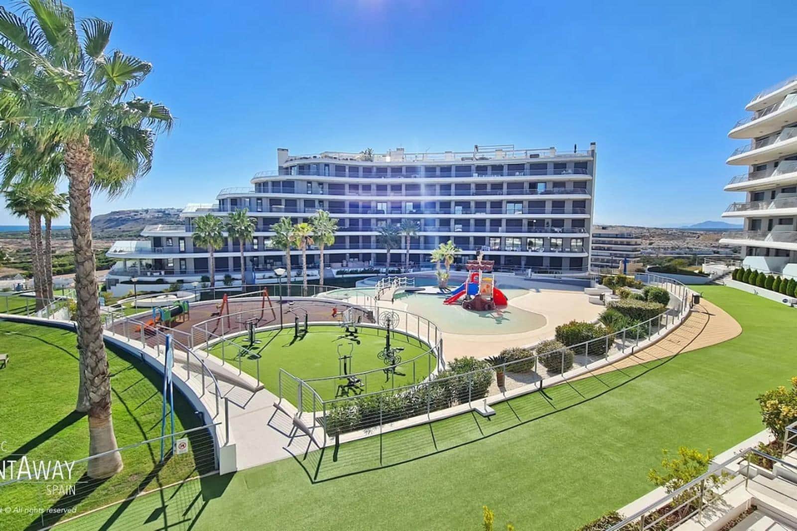 2 sypialnia Penthouse na sprzedaż w Arenales del Sol z basenem garażem - 599 500 € (Ref: 9797150)