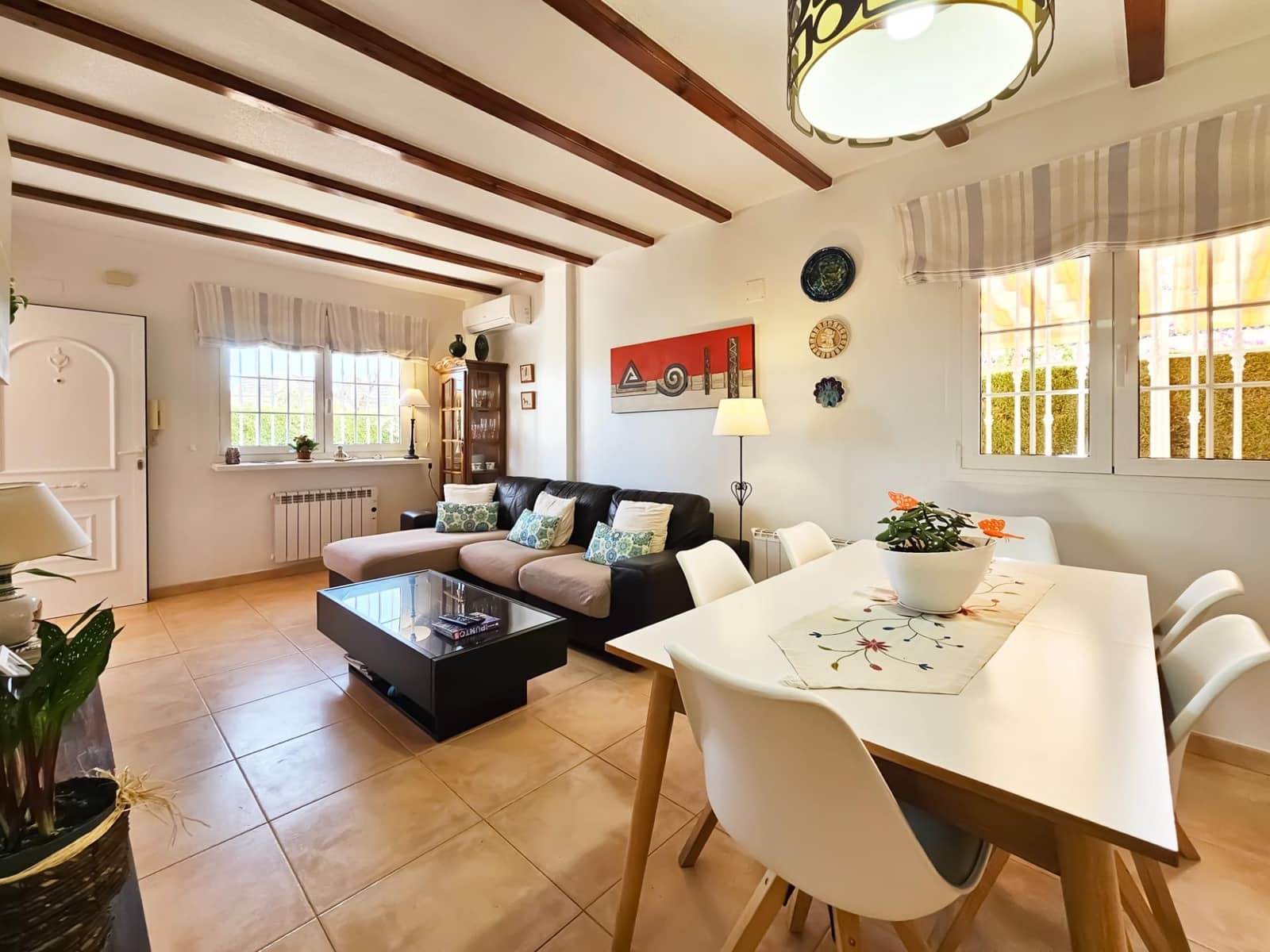 3 sovrum Bungalow till salu i Gran Alacant med pool - 319 900 € (Ref: 9808016)