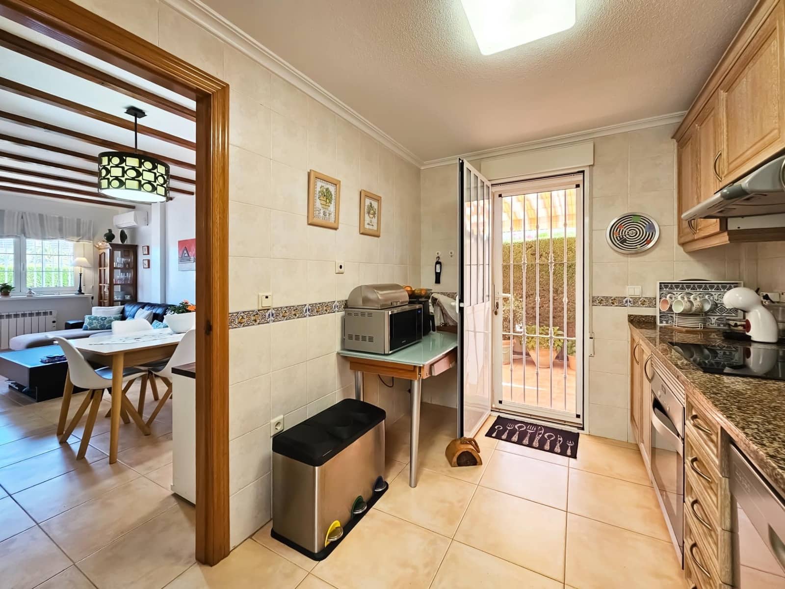 3 sovrum Bungalow till salu i Gran Alacant med pool - 319 900 € (Ref: 9808016)