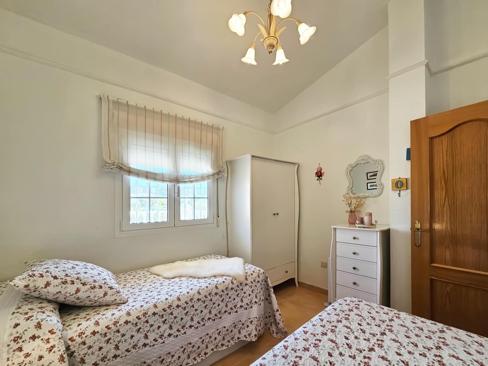 3 sovrum Bungalow till salu i Gran Alacant med pool - 319 900 € (Ref: 9808016)