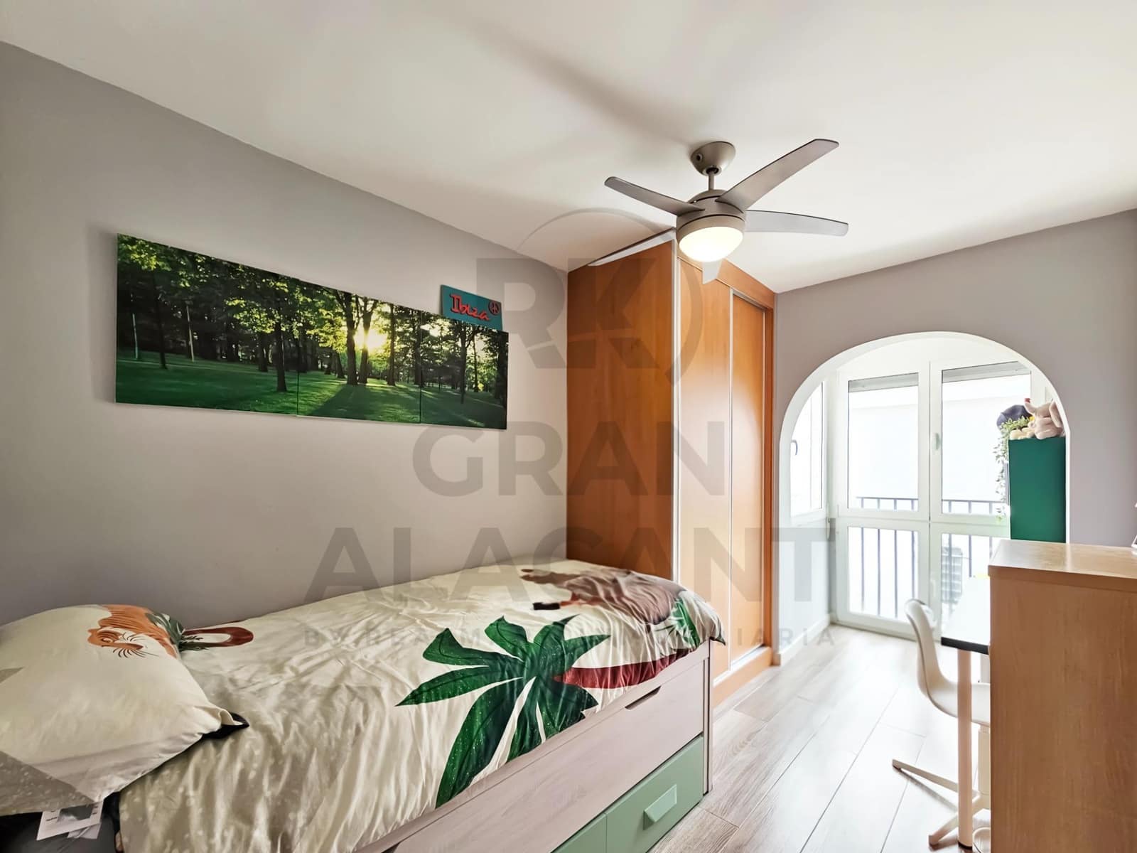 4 Zimmer Bungalow zu verkaufen in Gran Alacant mit Pool - 309.900 € (Ref: 9811946)