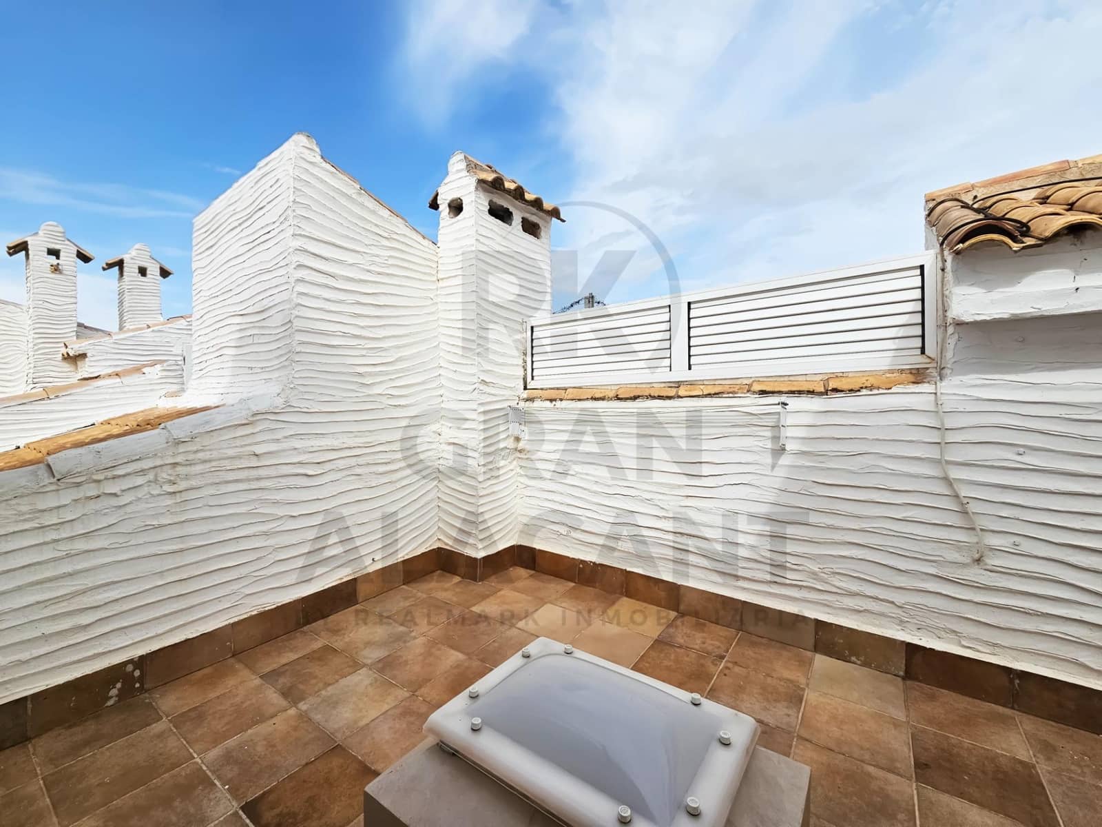4 Zimmer Bungalow zu verkaufen in Gran Alacant mit Pool - 309.900 € (Ref: 9811946)