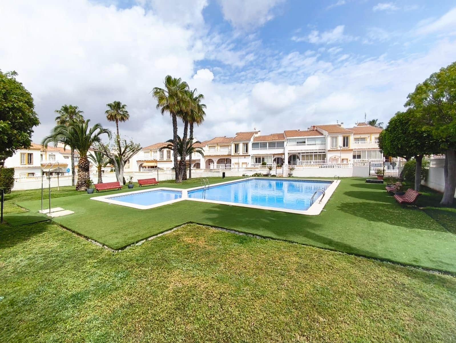 3 bedroom Bungalow for sale in Gran Alacant with pool - € 269,900 (Ref: 9815877)