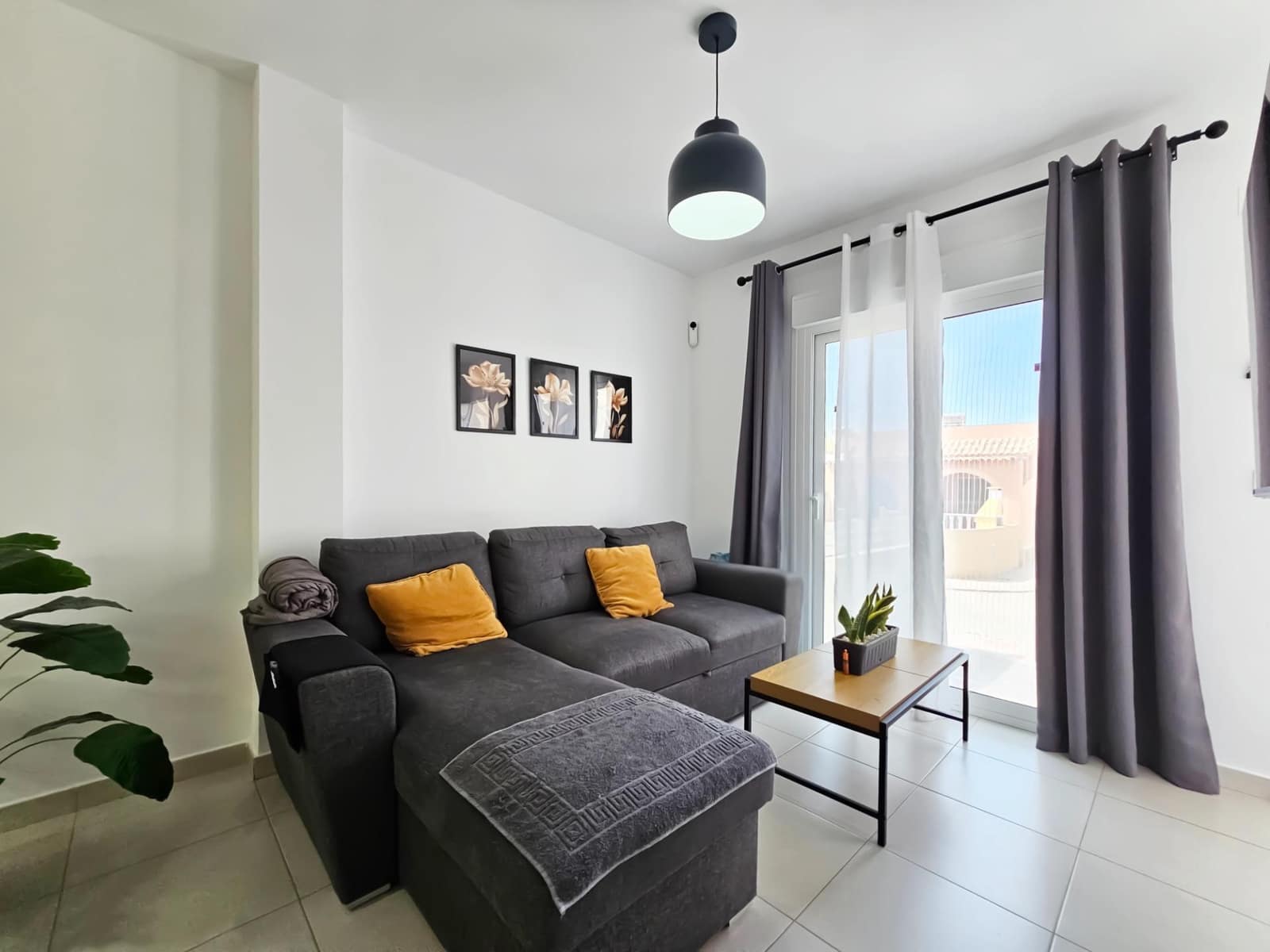 Casa de 3 habitaciones en Gran Alacant en venta con piscina garaje - 320.000 € (Ref: 9820547)