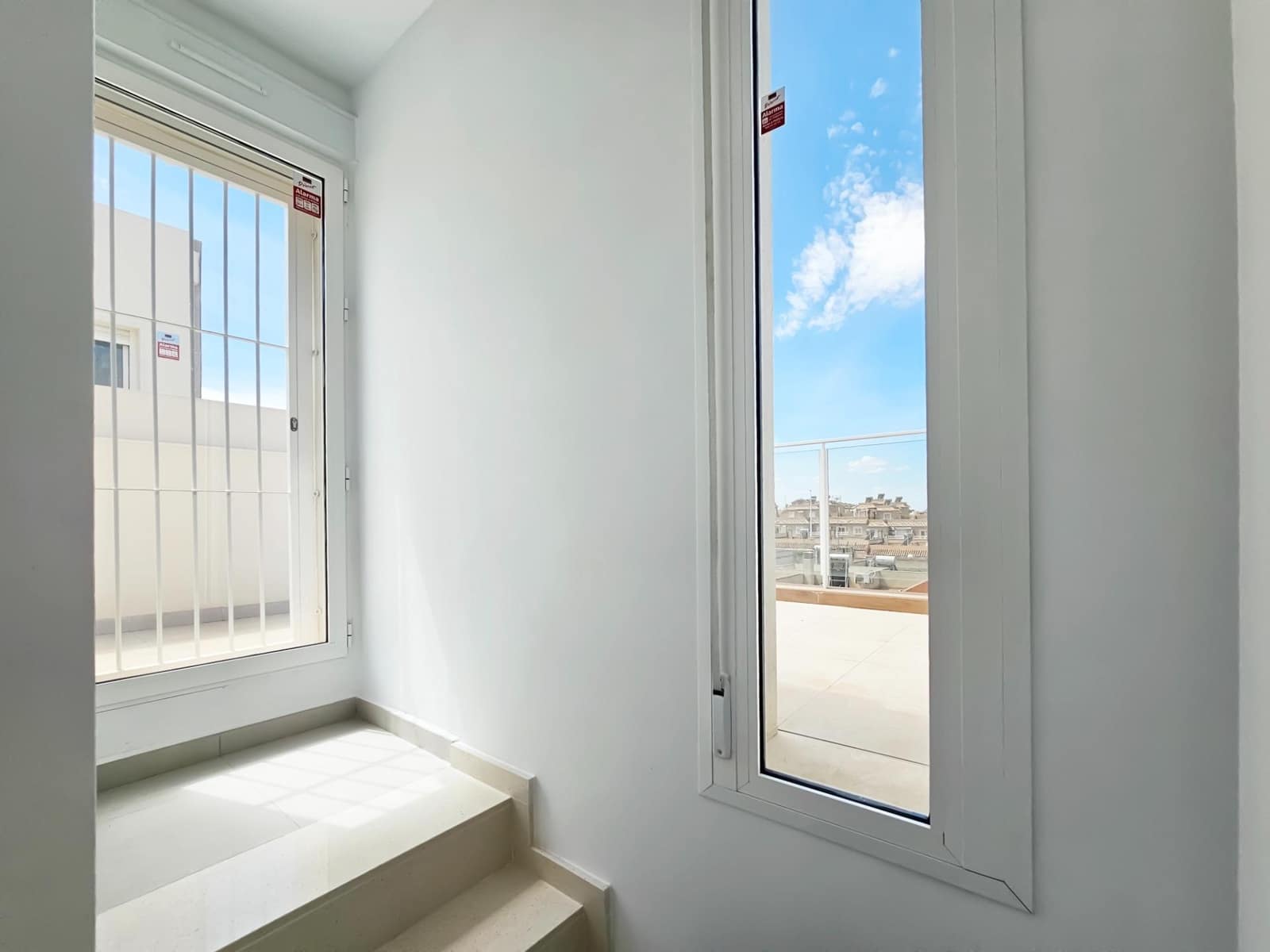 Casa de 3 habitaciones en Gran Alacant en venta con piscina garaje - 320.000 € (Ref: 9820547)