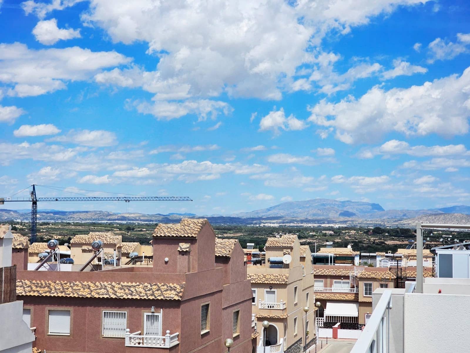 Casa de 3 habitaciones en Gran Alacant en venta con piscina garaje - 320.000 € (Ref: 9820547)