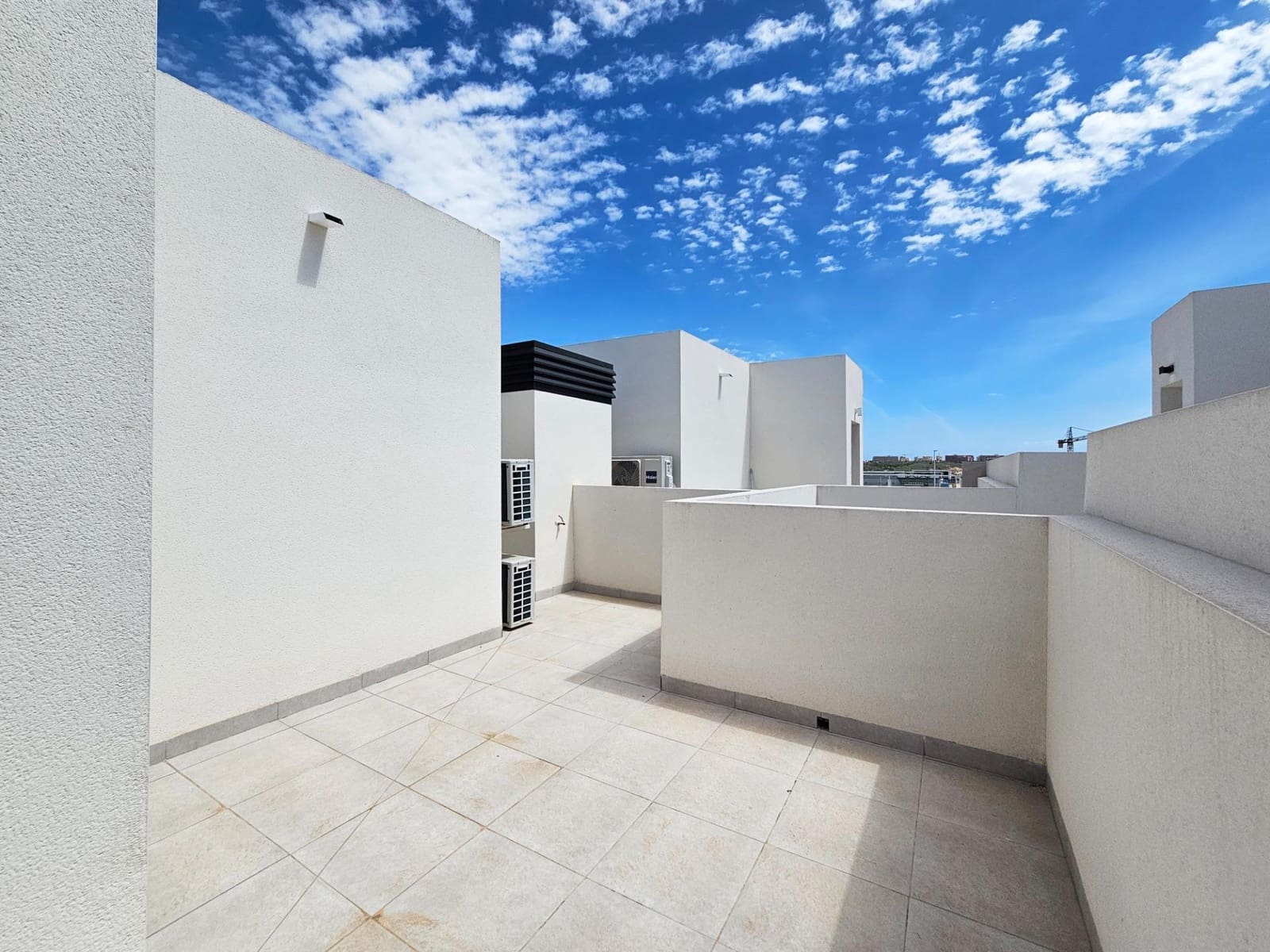 3 bedroom Townhouse for sale in Gran Alacant with pool garage - € 310,000 (Ref: 9820547)