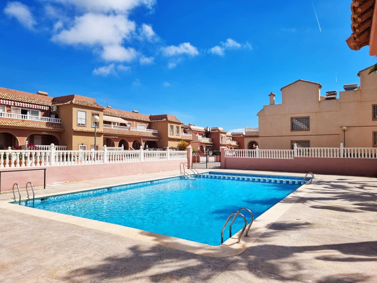 3 bedroom Townhouse for sale in Gran Alacant with pool garage - € 310,000 (Ref: 9820547)