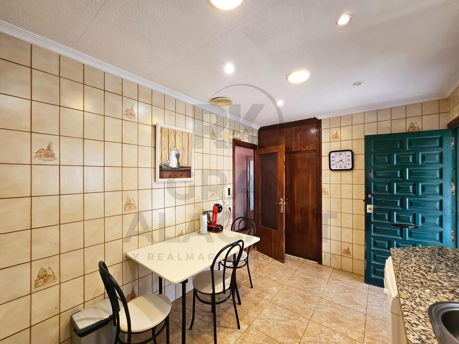 4 bedroom Villa for sale in Arenales del Sol with pool garage - € 495,000 (Ref: 9829200)