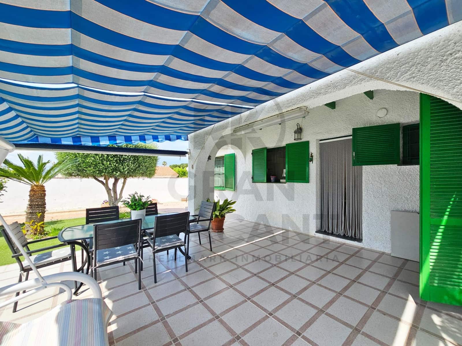 4 bedroom Villa for sale in Arenales del Sol with pool garage - € 495,000 (Ref: 9829200)