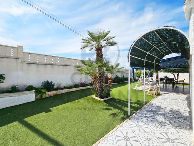 Chalet de 4 habitaciones en Arenales del Sol, Elche / Elx en venta con piscina garaje - 495.000 € (Ref: 9829200)