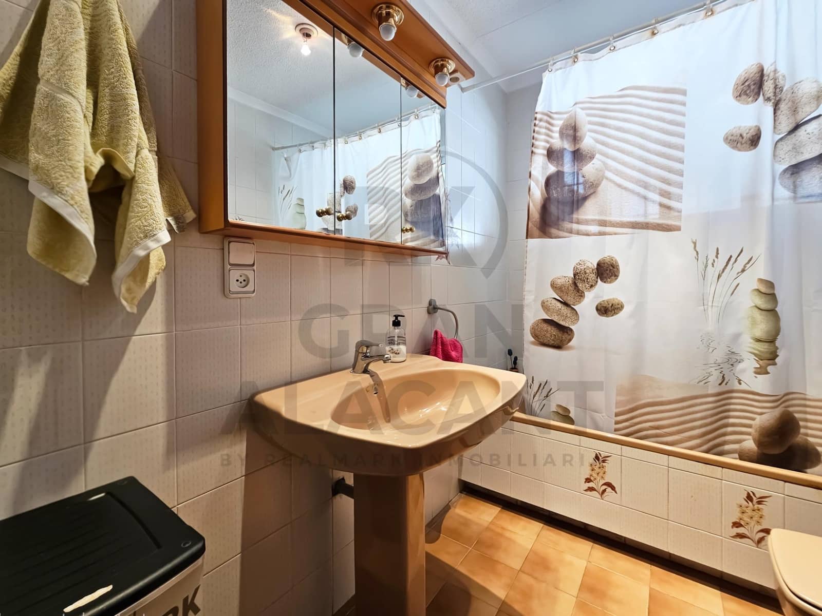 4 bedroom Villa for sale in Arenales del Sol with pool garage - € 495,000 (Ref: 9829200)