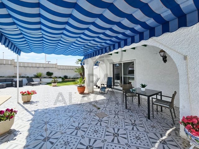 Chalet de 4 habitaciones en Arenales del Sol, Elche / Elx en venta con piscina garaje - 495.000 € (Ref: 9829200)