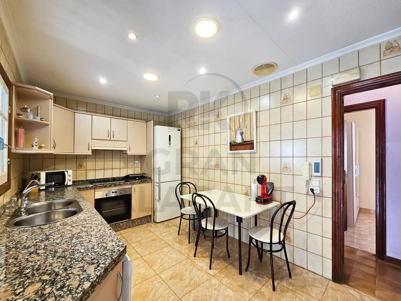 4 bedroom Villa for sale in Arenales del Sol with pool garage - € 495,000 (Ref: 9829200)