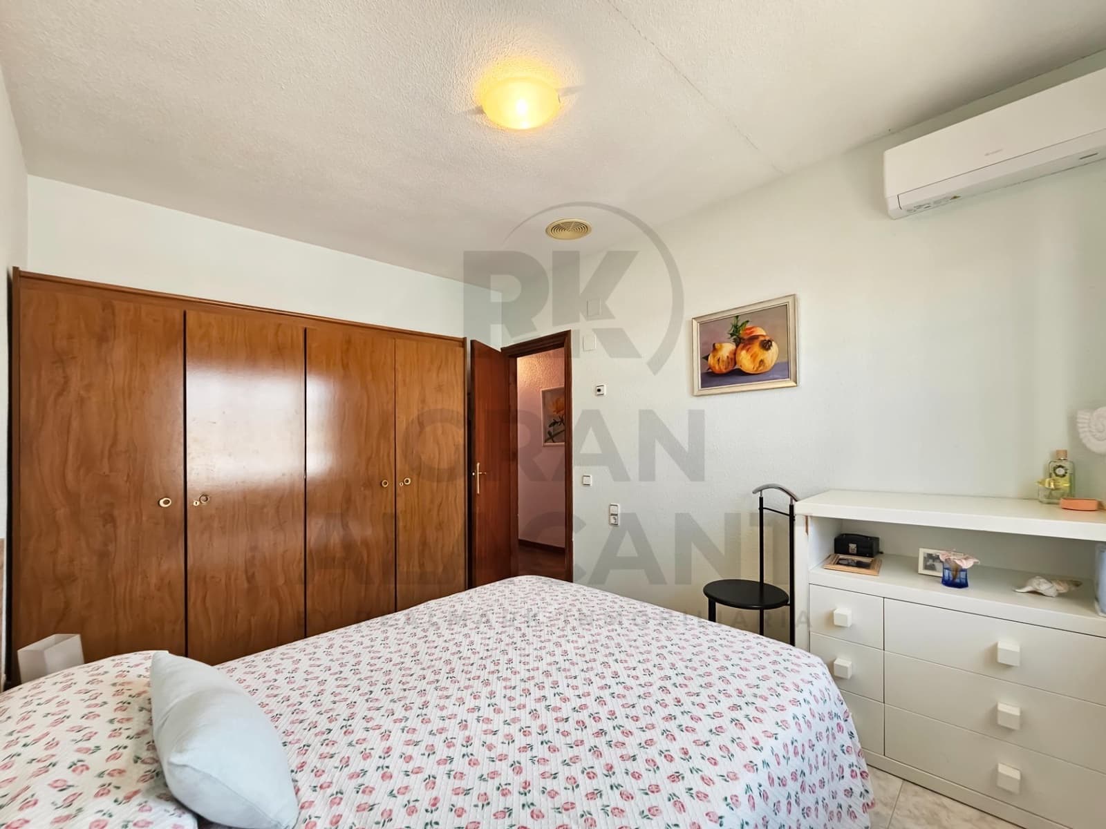 4 bedroom Villa for sale in Arenales del Sol with pool garage - € 495,000 (Ref: 9829200)