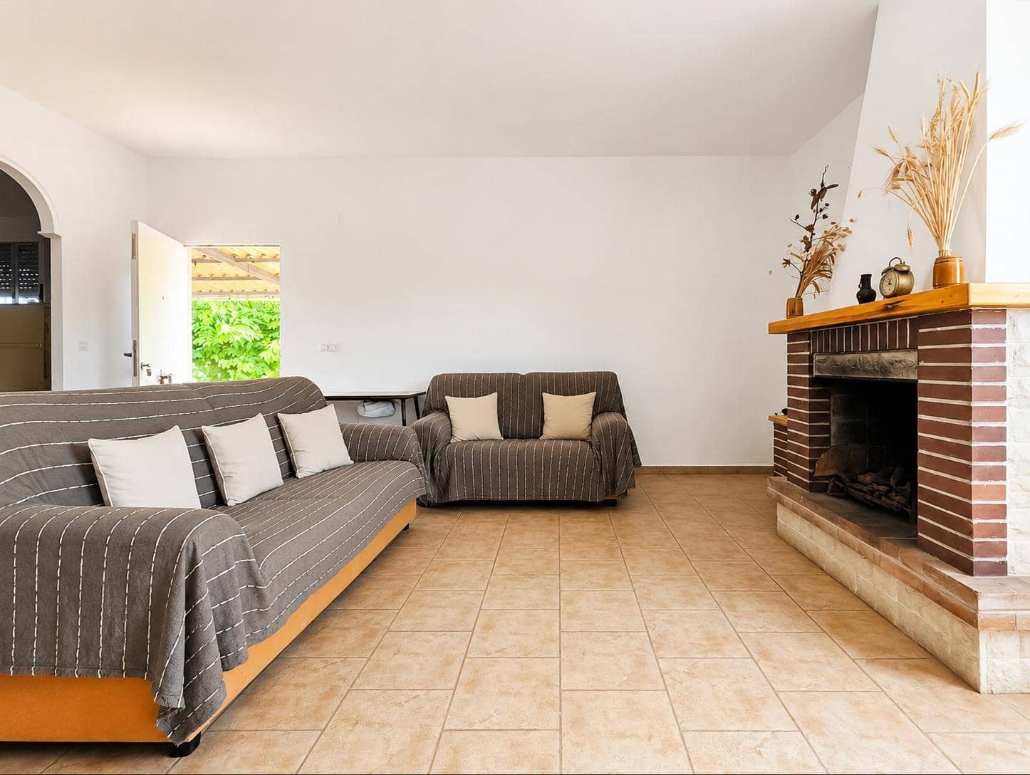 4 soverom Villa til salgs i Novelda med svømmebasseng garasje - € 165 000 (Ref: 9843430)