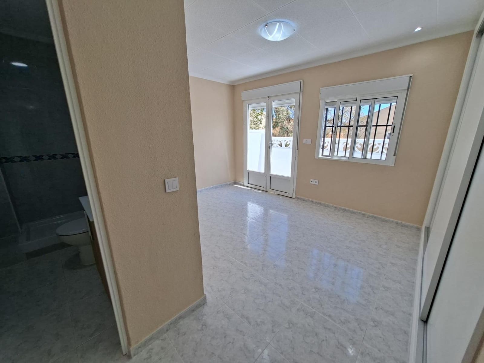 1 sypialnia Bungalow na sprzedaż w San Fulgencio - 129 000 € (Ref: 9843431)
