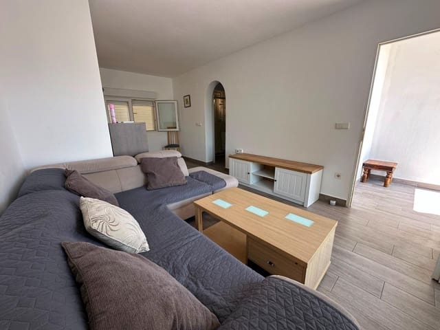 2 bedroom Bungalow for rent in Gran Alacant, Santa Pola with pool - € 950 (Ref: 9876481)