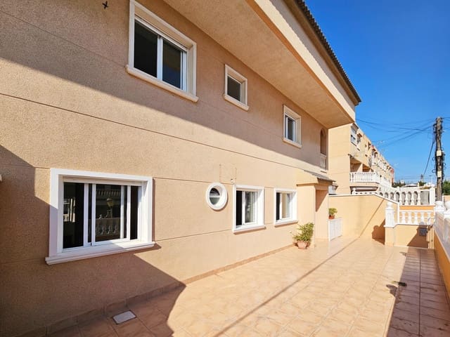 4 quarto Apartamento para venda em Panorama - Sierramar, Santa Pola com piscina garagem - 399 000 € (Ref: 9878902)