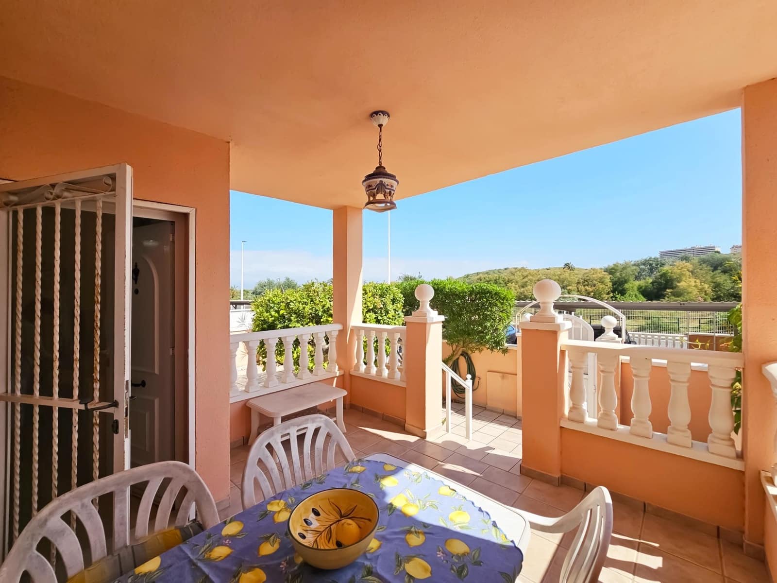 3 slaapkamer Bungalow te koop in Gran Alacant met zwembad - € 315.000 (Ref: 9878904)