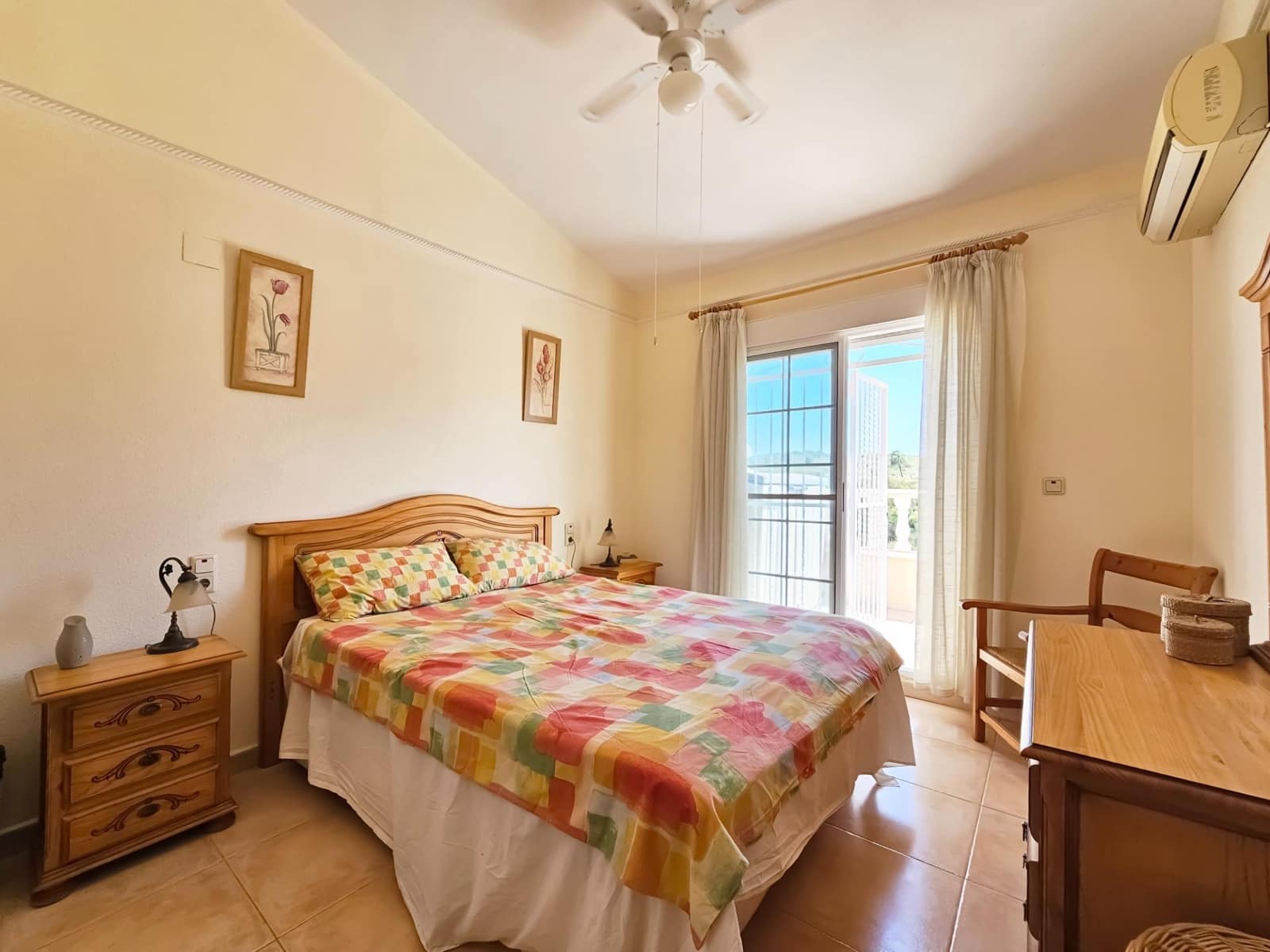 3 slaapkamer Bungalow te koop in Gran Alacant met zwembad - € 315.000 (Ref: 9878904)