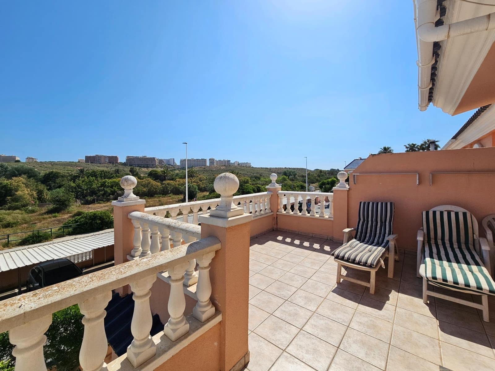 3 slaapkamer Bungalow te koop in Gran Alacant met zwembad - € 315.000 (Ref: 9878904)