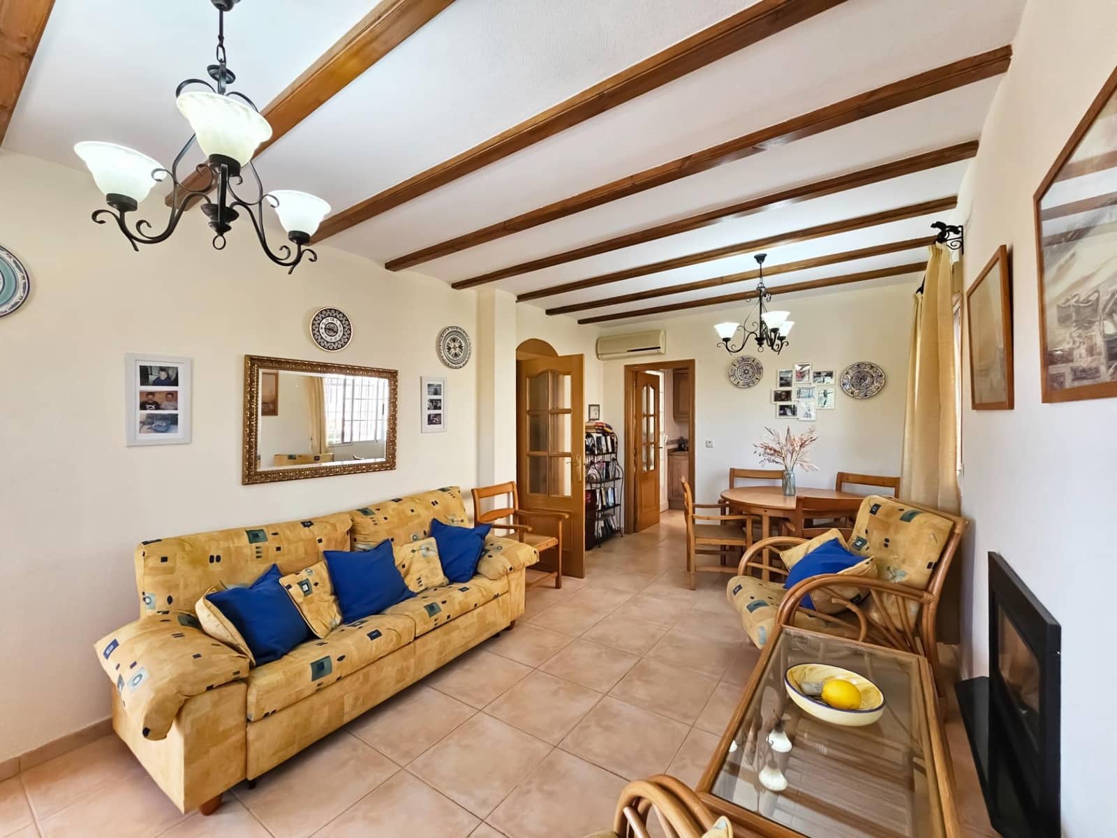 3 slaapkamer Bungalow te koop in Gran Alacant met zwembad - € 315.000 (Ref: 9878904)