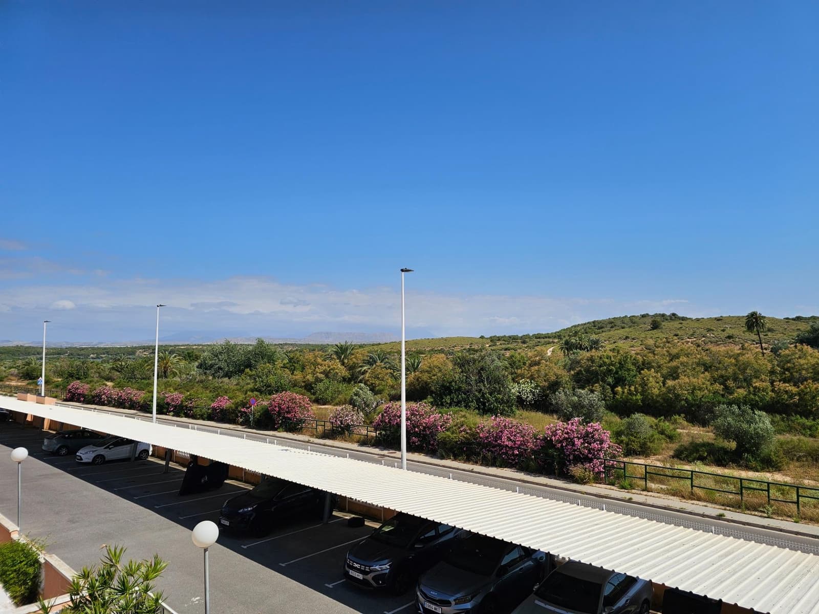 3 slaapkamer Bungalow te koop in Gran Alacant met zwembad - € 315.000 (Ref: 9878904)