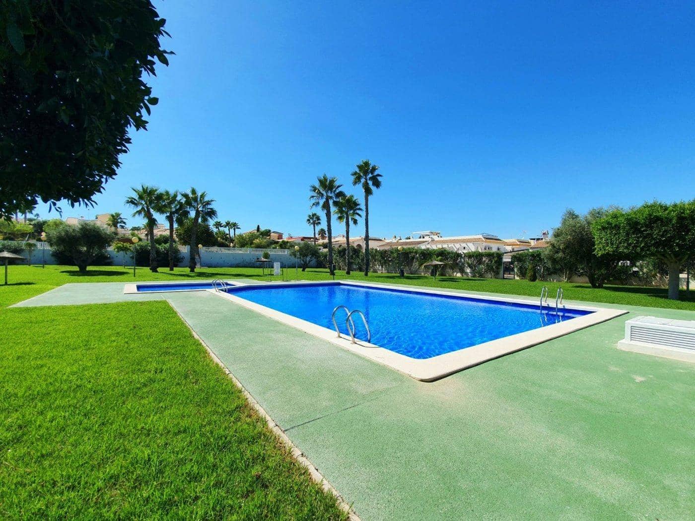 2 bedroom Bungalow for sale in Gran Alacant with pool - € 250,000 (Ref: 9884844)