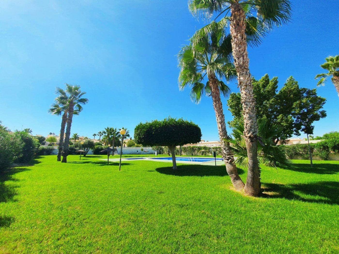 2 bedroom Bungalow for sale in Gran Alacant with pool - € 250,000 (Ref: 9884844)
