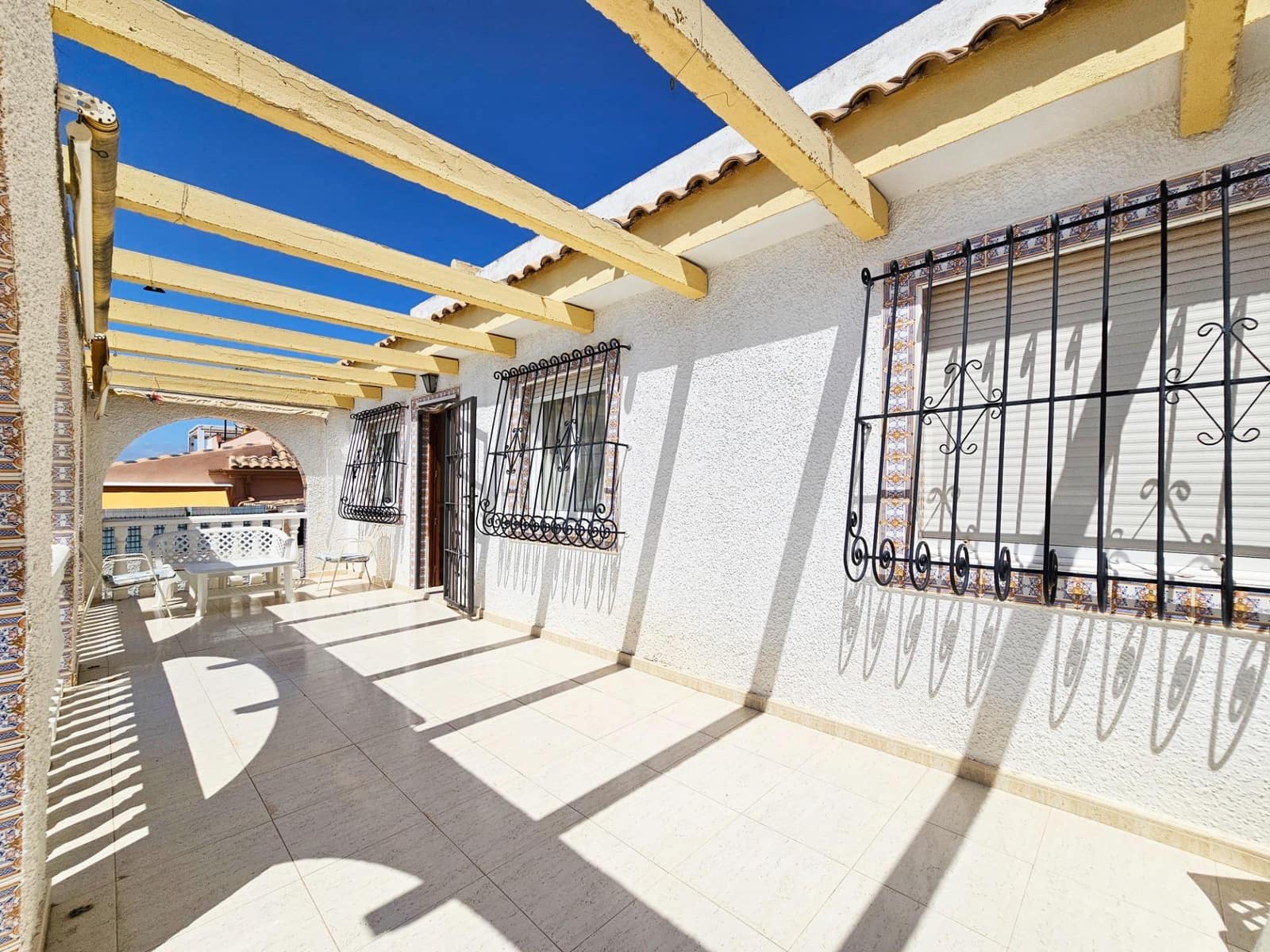 2 bedroom Bungalow for sale in Gran Alacant with pool - € 250,000 (Ref: 9884844)