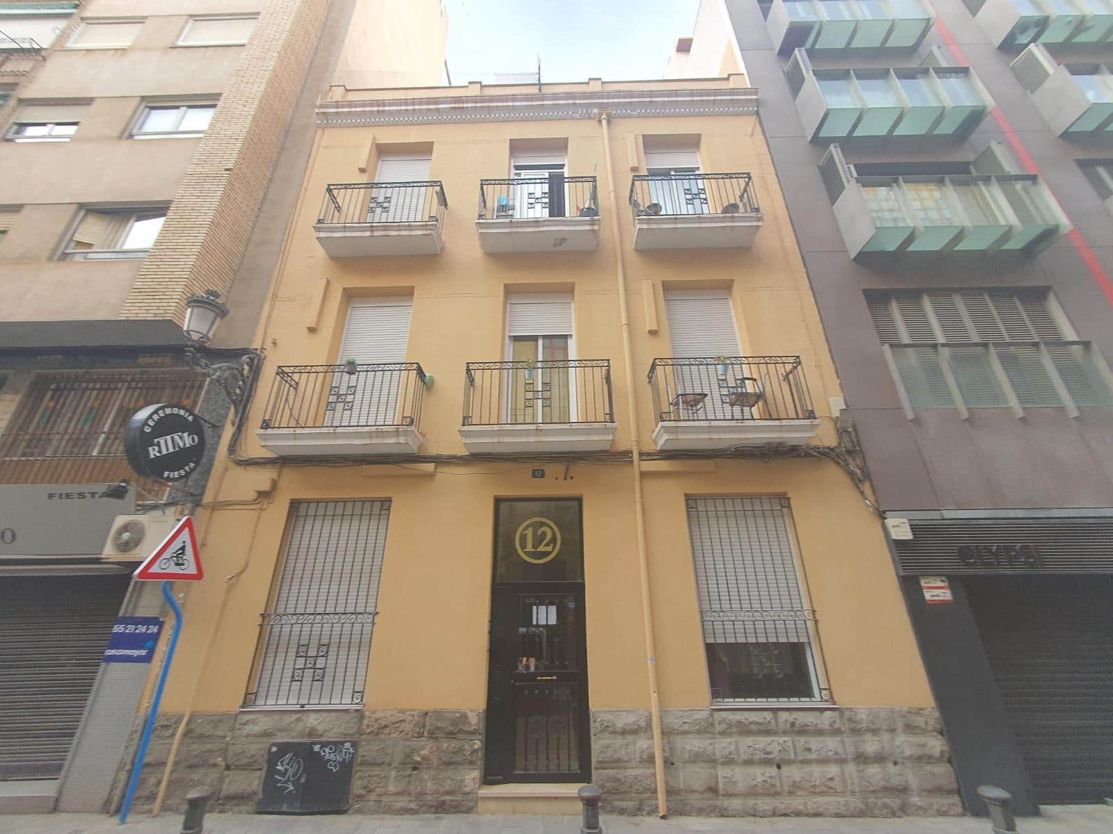 Lejlighed til salg i Alicante by - € 1.295.000 (Ref: 9889454)