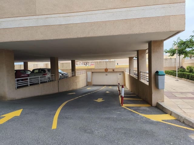 Garasje til salgs i Arenales del Sol, Elche / Elx - € 12 420 (Ref: 9892409)