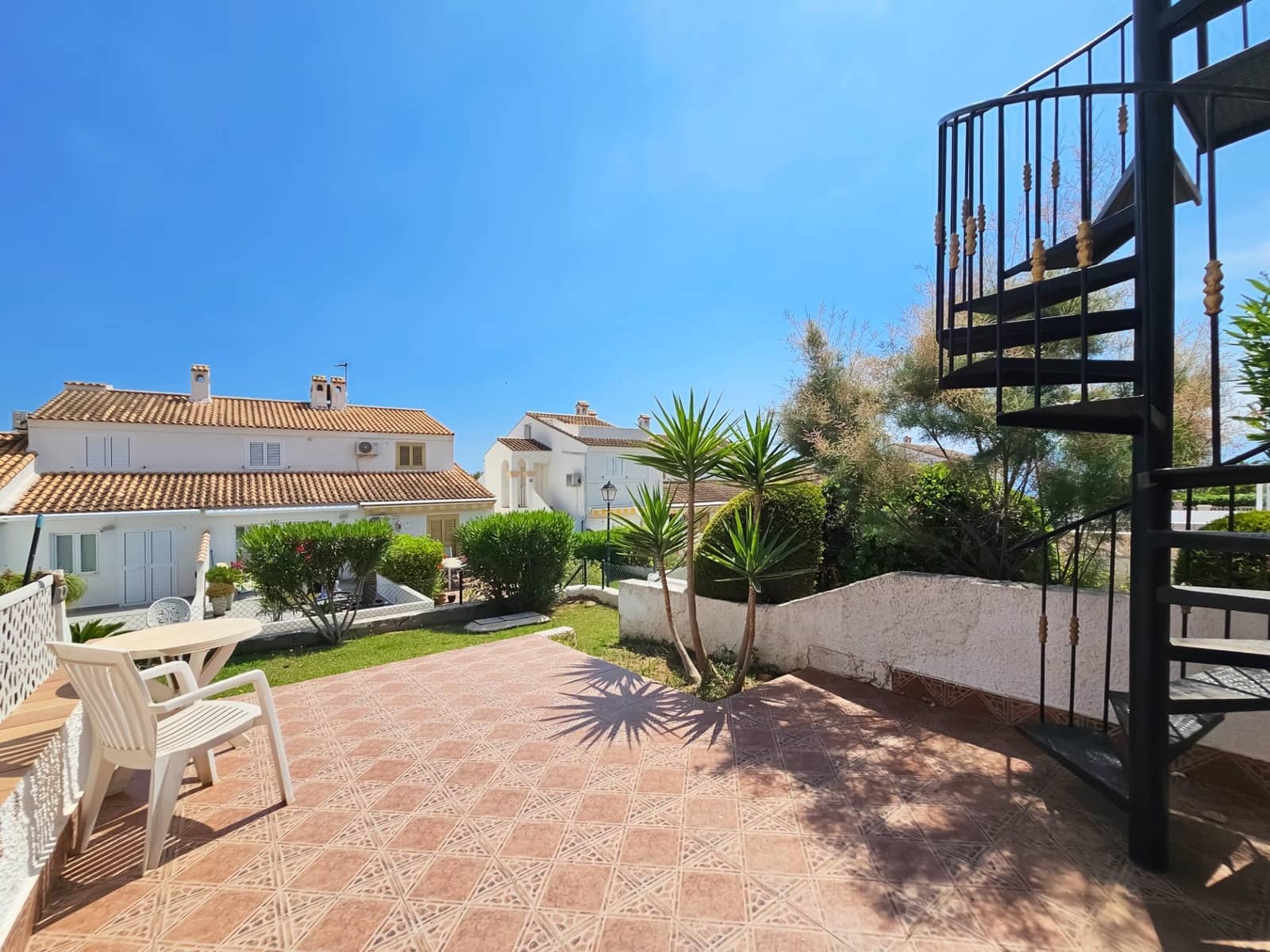 2 bedroom Bungalow for sale in Gran Alacant with pool - € 290,000 (Ref: 9893917)