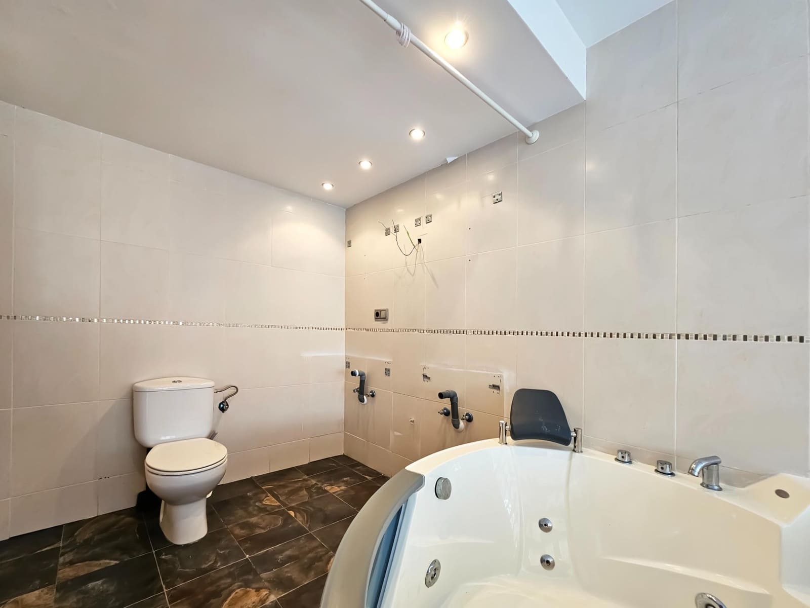 2 bedroom Bungalow for sale in Gran Alacant with pool - € 290,000 (Ref: 9893917)