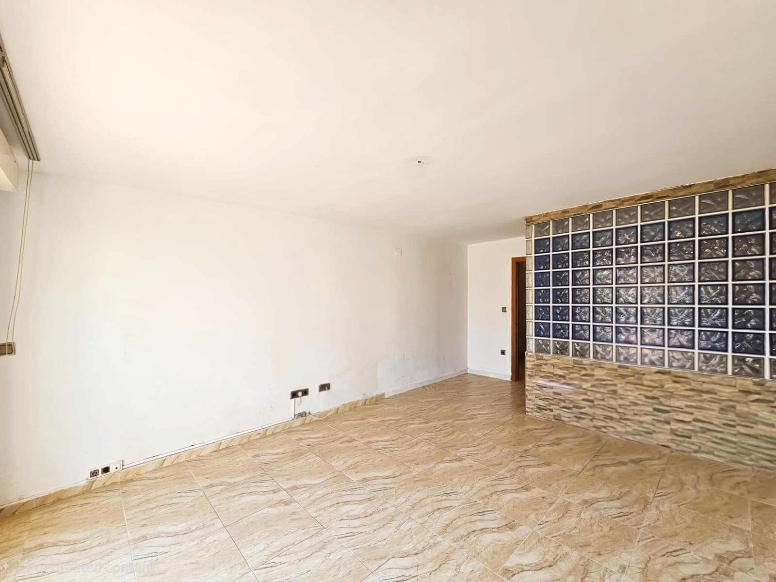 2 bedroom Bungalow for sale in Gran Alacant with pool - € 290,000 (Ref: 9893917)