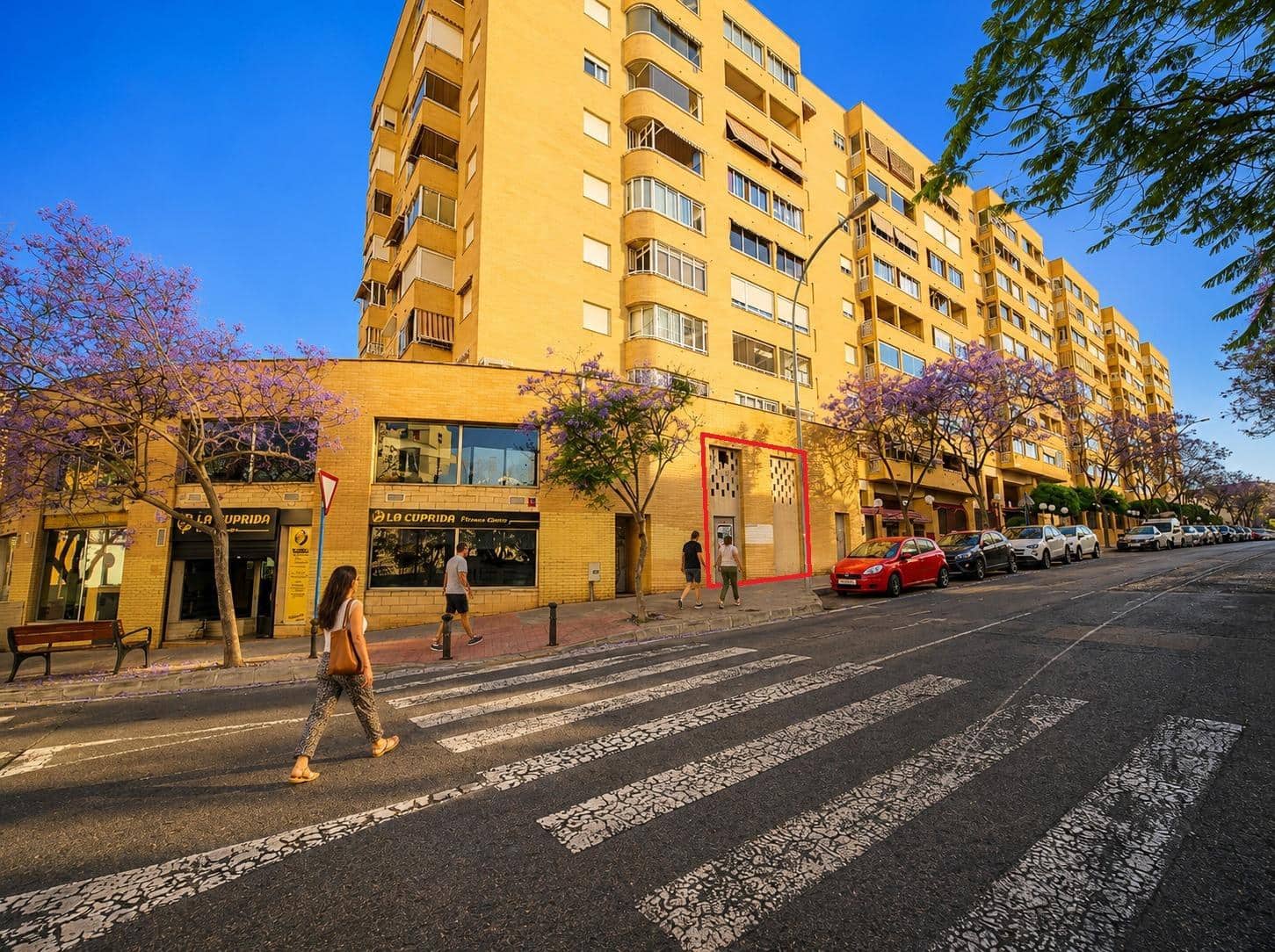 Kommersiell till salu i Alicante stad - 125 000 € (Ref: 9903979)