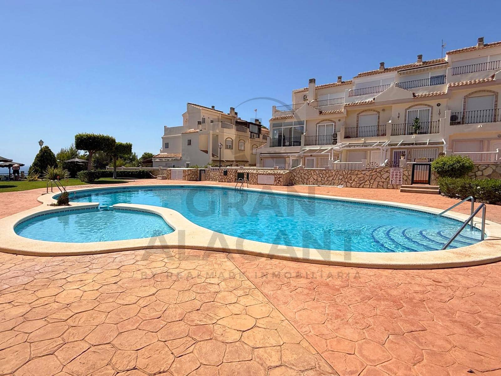 2 Zimmer Bungalow zu verkaufen in Gran Alacant mit Pool - 255.000 € (Ref: 9922340)