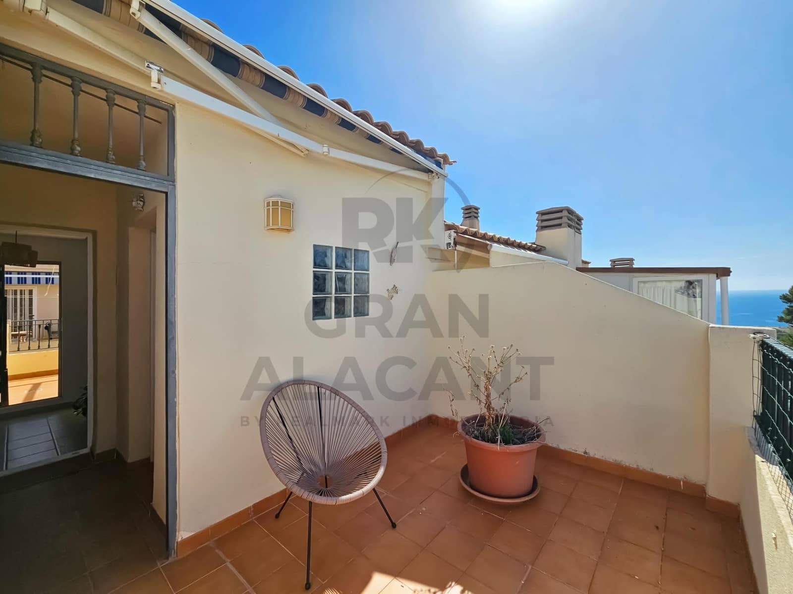 2 Zimmer Bungalow zu verkaufen in Gran Alacant mit Pool - 255.000 € (Ref: 9922340)