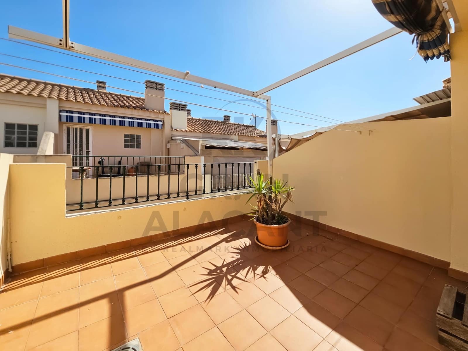 2 Zimmer Bungalow zu verkaufen in Gran Alacant mit Pool - 255.000 € (Ref: 9922340)